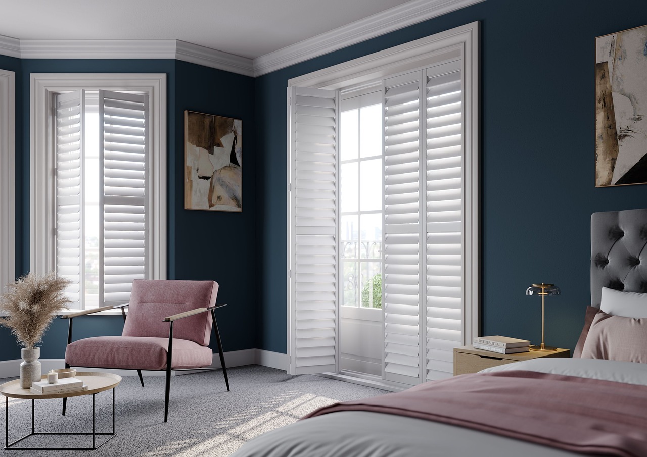 shutters-7304726_1280.jpg